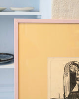 #A4 Mona Lisa sits on a chair
