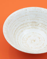 Ramenskål med let spiralmønster