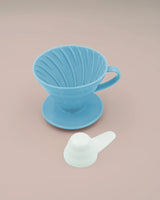 Hario tragt i lyseblå porcelæn (02)