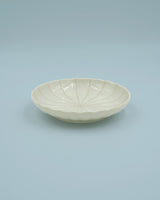 Lille beige tallerken med striber