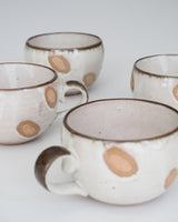 Cappuccino-krus med brune pletter