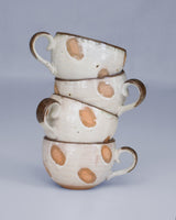 Cappuccino-krus med brune pletter