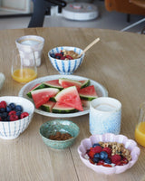 Light up the dinner plate with dotted glaze