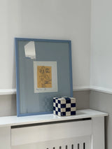 #265 Heks – Skytsengel (kunstprint)