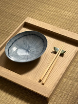 Ovalt fad/tallerken med blå striber (lille version)