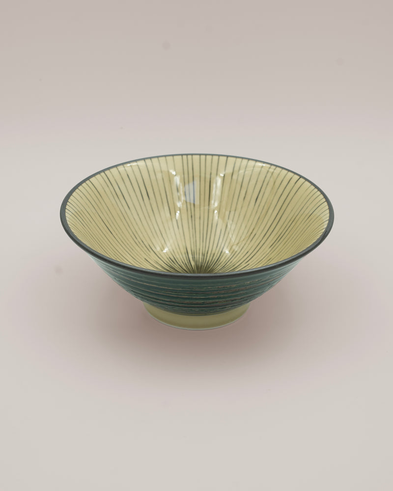 Striped ramen bowl