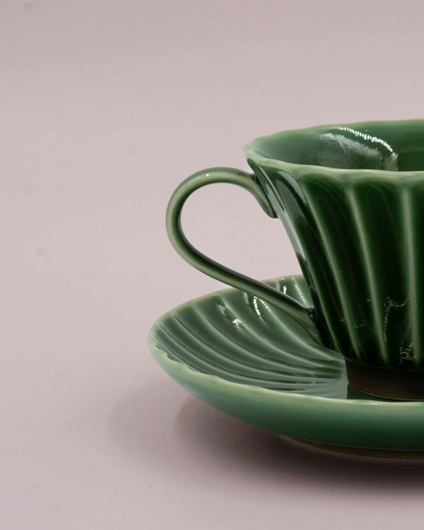 Green flower set w. cup and saucer