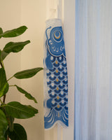 Koinobori vimpel 75 cm (blå)