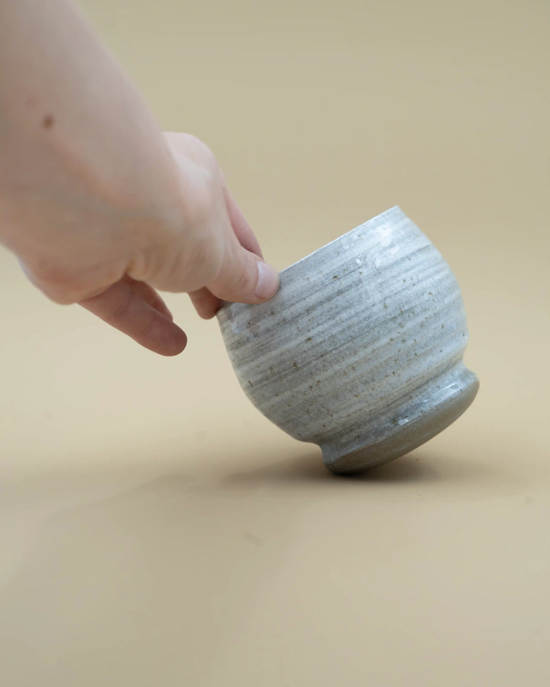 Cup with round bottom 