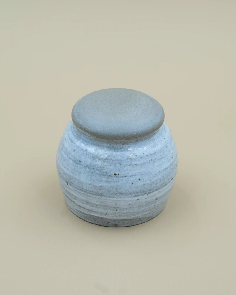 Cup with round bottom 