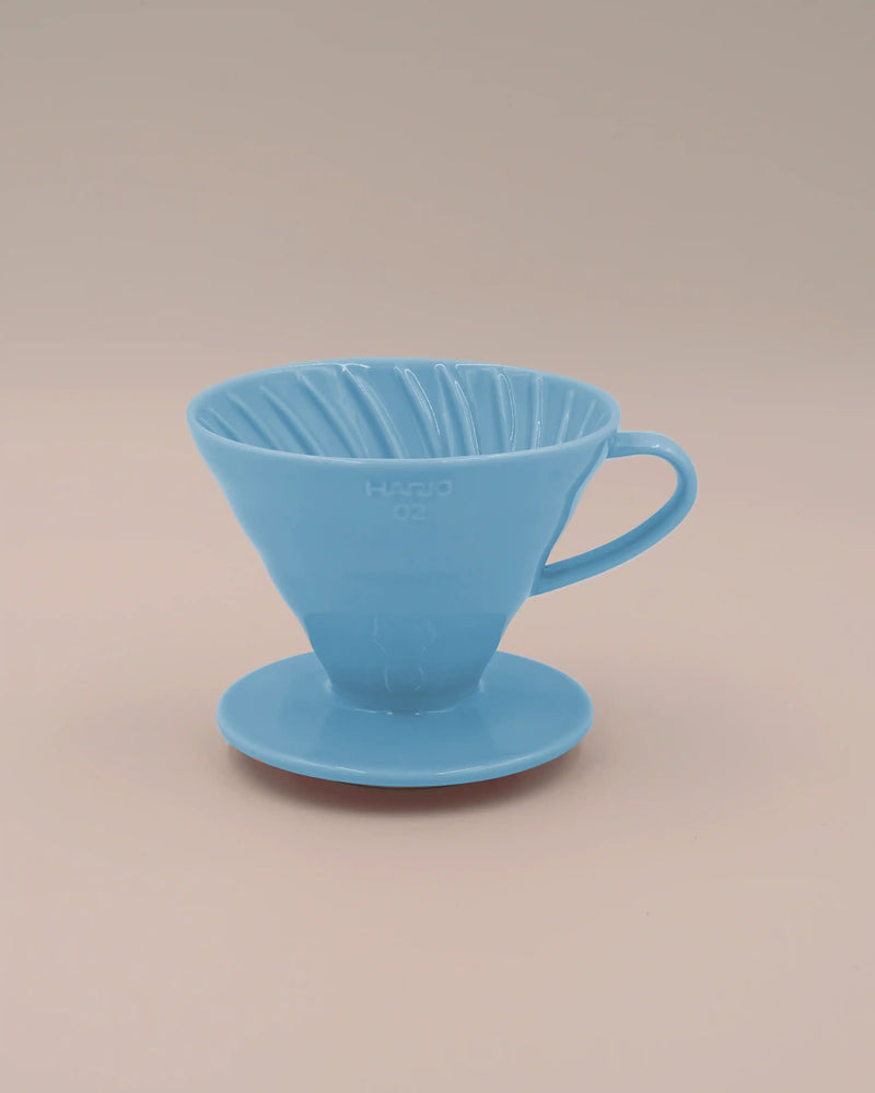 Hario tragt i lyseblå porcelæn (02)