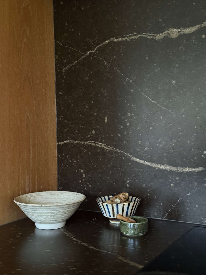 Ramenskål med let spiralmønster