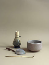 Matchasæt med sart rosa skål