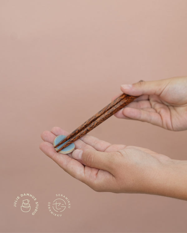 Chopstick holder Julie Damhus x Seramikku