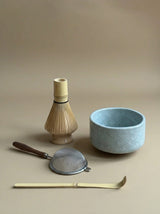 Matcha set with bowl in light gray glaze