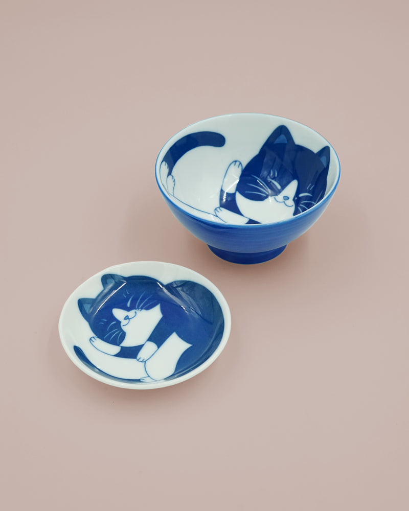 Soy bowl with cat motif