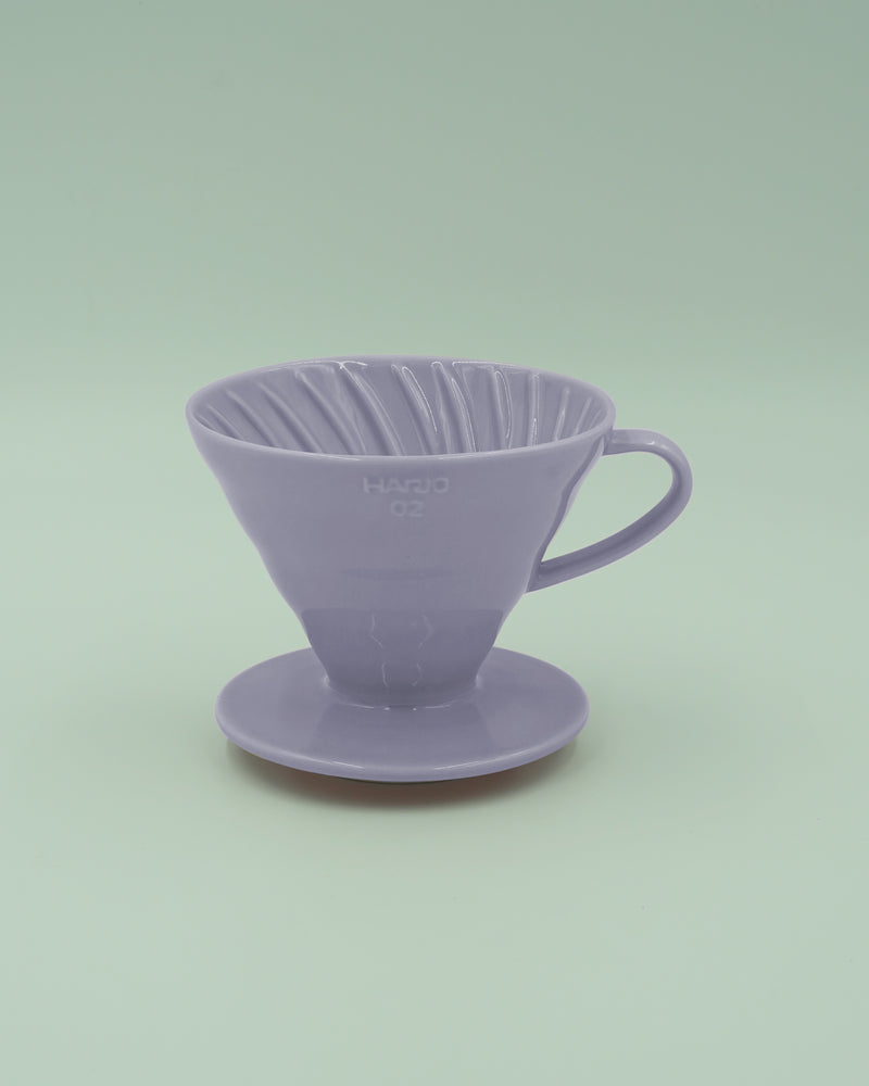 Hario funnel in purple porcelain (02)
